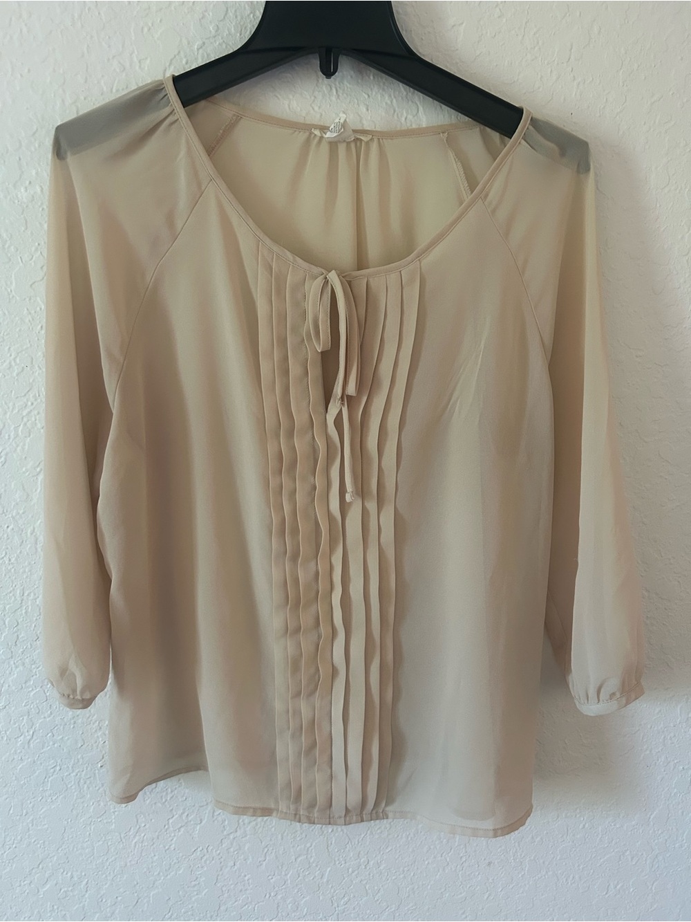 Forever 21 Light Beige Pleated Tie-Front Blouse